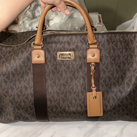 MK duffle bag - Picture 4 of 6